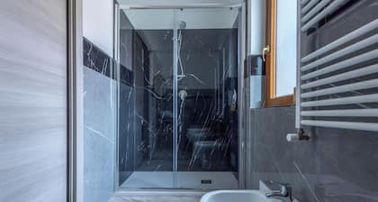 Il Piccolo Borghetto - Guest House Stazione Tiburtina