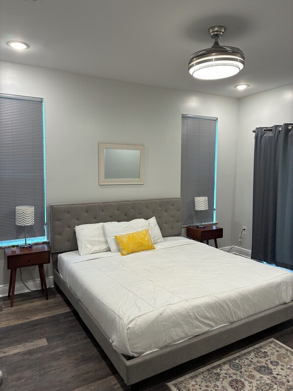 Iron/ironing board, WiFi, bed sheets