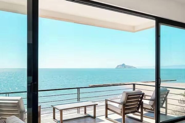 Appartamento, 2 camere da letto, non fumatori, vista spiaggia | Terrazza/patio