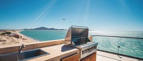 Familien-Penthouse, 3 Schlafzimmer, Balkon, Strandblick | Terrasse/Patio