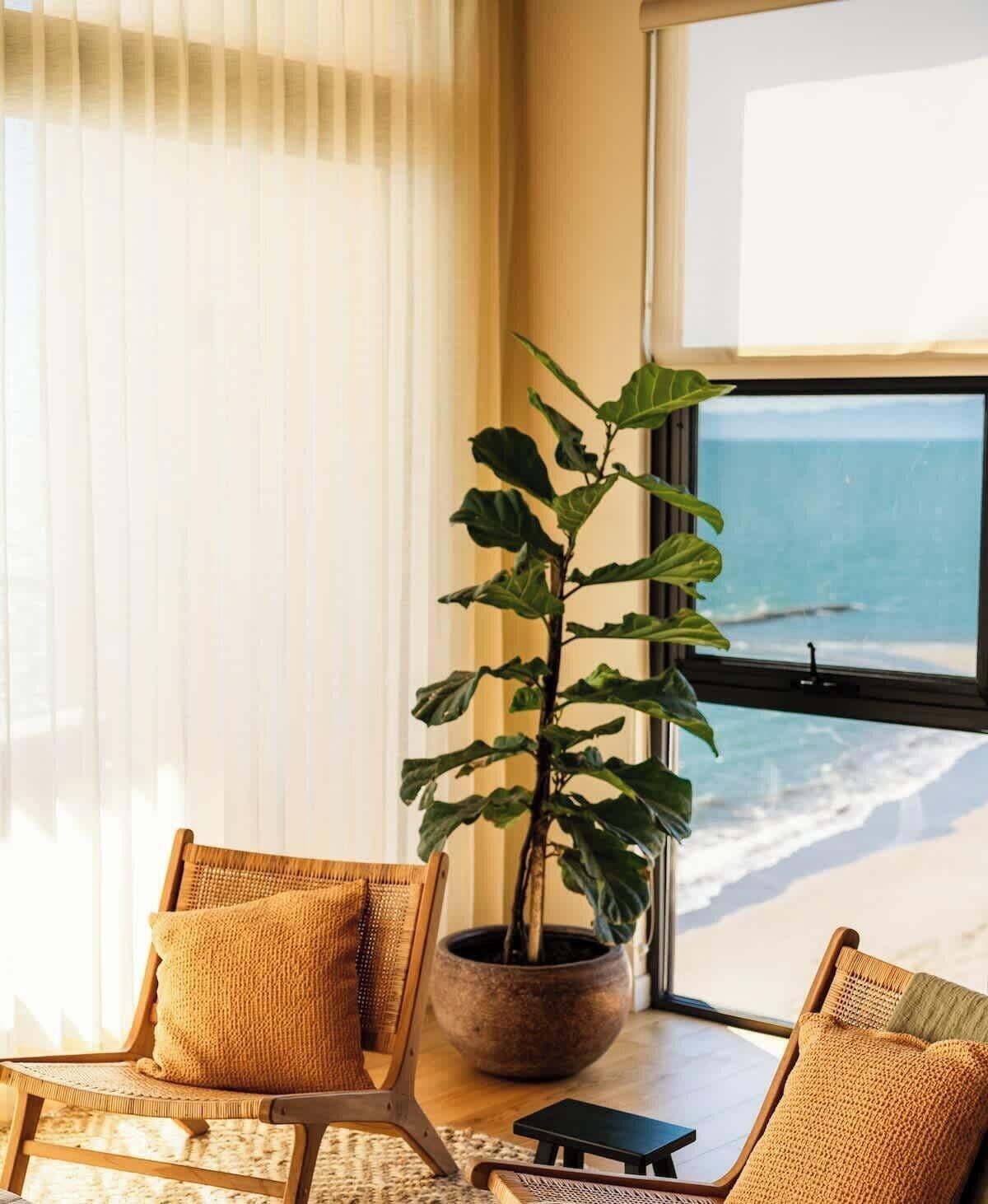 Family Penthouse, 3 Bedrooms, Beach View, Beachfront | Living area