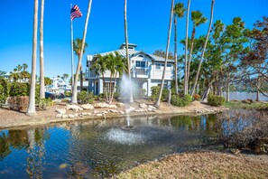 Exterior - Spacious 1st-Floor Siesta Key Condo Across from #1 Beach (Siesta Key)