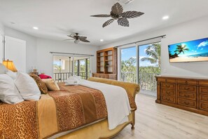5 bedrooms, iron/ironing board, free WiFi, bed sheets - Seashell Paradise: 5BR w/ Pool, Spa on Sanibel! (Sanibel)