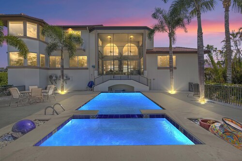 Seashell Paradise: 5BR w/ Pool, Spa on Sanibel!