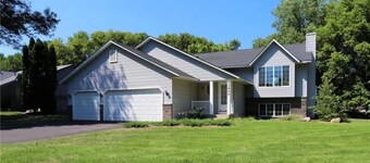 Private 2BR Burnsville Suite Near Mall & Hospitals