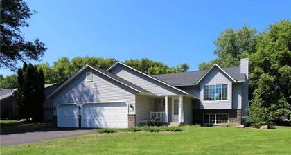 Private 2BR Burnsville Suite Near Mall & Hospitals