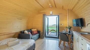 1 chambre, fer et planche Ă repasser, Wi-Fi, draps fournis