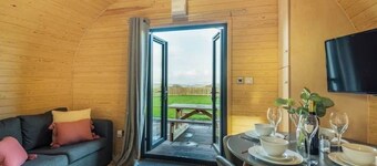 Nant - Uwch y Dyffryn