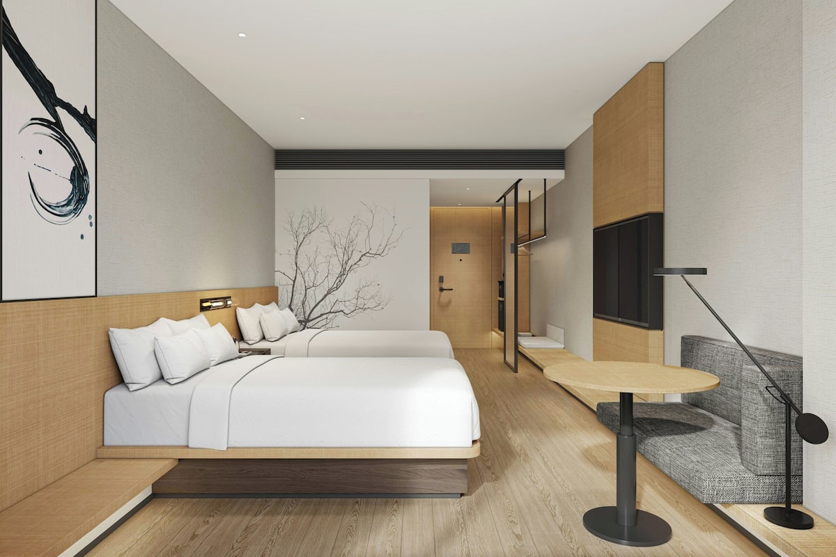 Superior Room, 2 Double Beds, City View