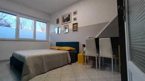 Standard Double Room | Free WiFi