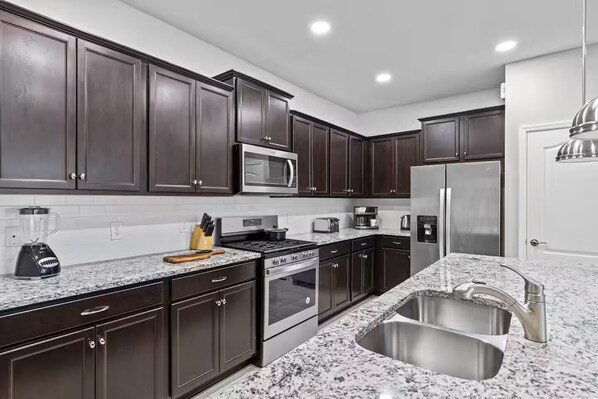 Private kitchen - Near Disney/Heated Pool/Pets ok/free waterpark (Davenport)