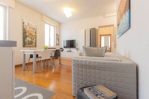 TV - VeronaLodge Trilo
Hospitality and Comfort in the Heart of Verona (Verona)