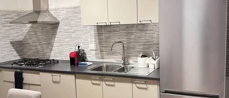 Microwave, stovetop, dishwasher