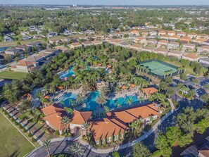 Exterior - 5 bdrm Pet friendly, private pool, comm. waterpark (Davenport)