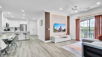 Smart TV, ping pong