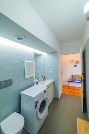 Hair dryer - VIVA República Serviced Apartment 1F (Porto)