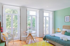 1 bedroom, iron/ironing board, Internet, bed sheets - VIVA República Serviced Apartment 2F (Porto)
