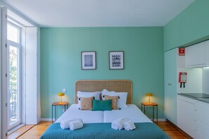 1 chambre, fer et planche à repasser, accès Internet, draps fournis
