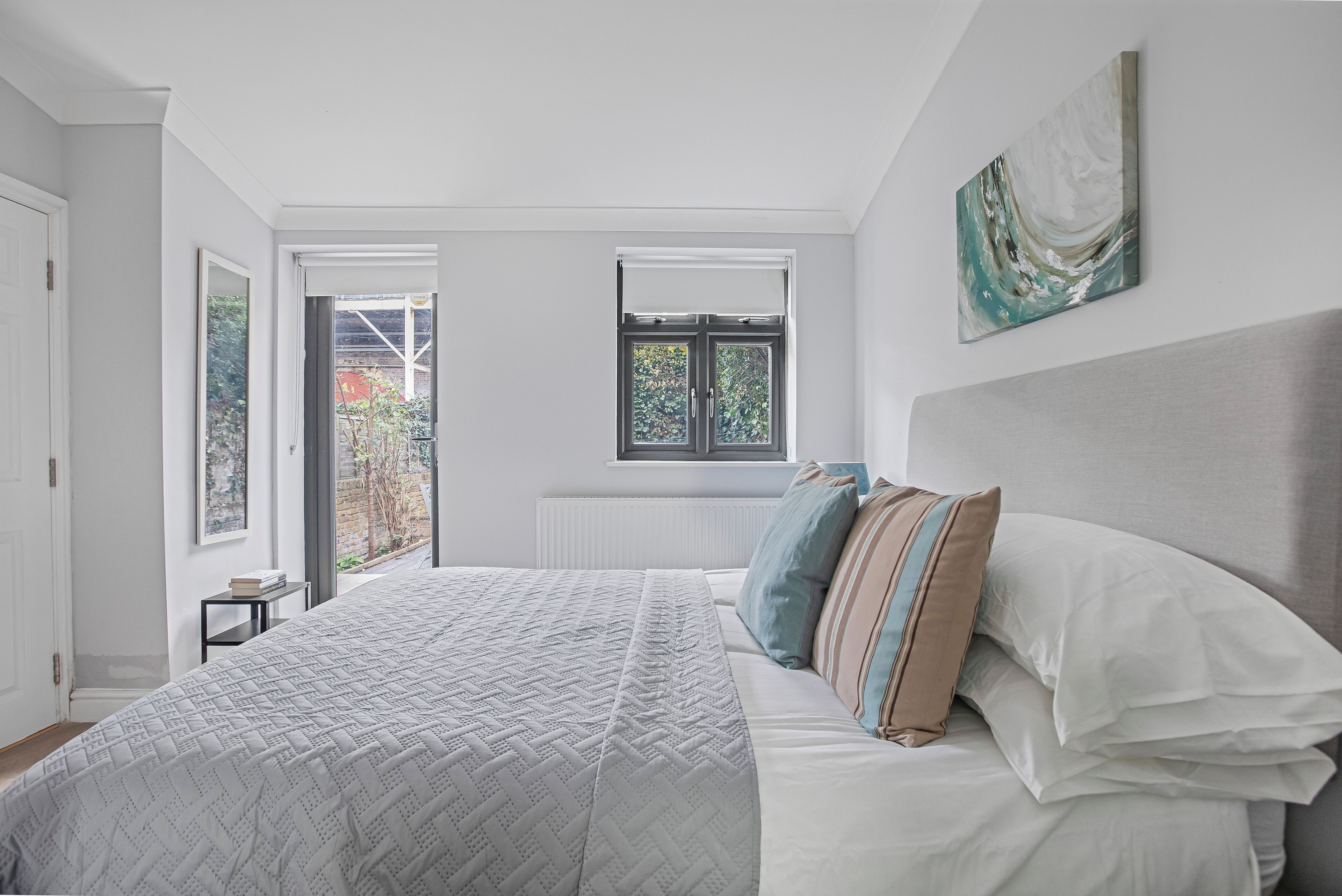 2 chambres, fer et planche à repasser, Wi-Fi gratuit, draps fournis