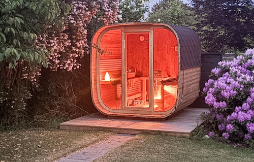 Beautiful home in Gilleleje with WiFi