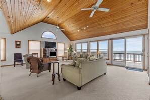 TV, books - 5854 - Erkkila. Relax at Erkkila, your perfect Outer Banks getaway near the beach. (Nags Head)