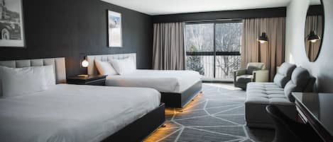 Comfort-Vierbettzimmer | Verdunkelungsvorhänge, Bügeleisen/Bügelbrett, kostenloses WLAN