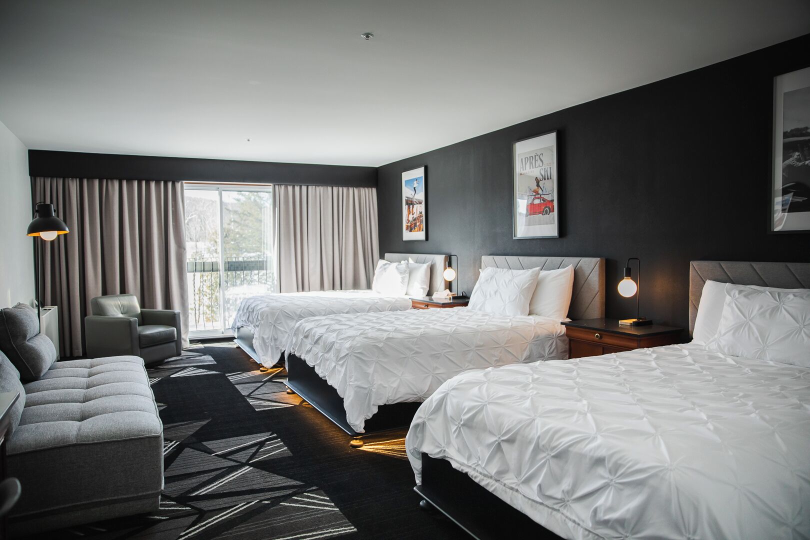 Quarto família | Cortinas blackout, ferros/tábuas de passar roupa, Wi-Fi de cortesia