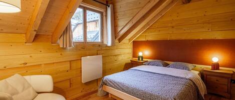 Bügeleisen/Bügelbrett, kostenloses WLAN, Bettwäsche