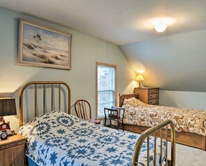 5 bedrooms, WiFi, bed sheets