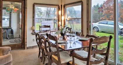 Rose Lake Wilderness Retreat & XC Ski Cabin