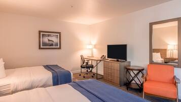 Escrivaninha, ferros/tábuas de passar roupa, Wi-Fi de cortesia