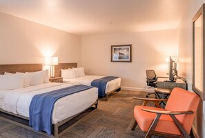 مكتب ومكواة/لوح كي وواي فاي مجانًا وملاءات أسرّة