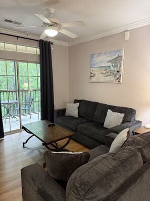 TV - Perfect getaway condo nr Disney (Davenport)