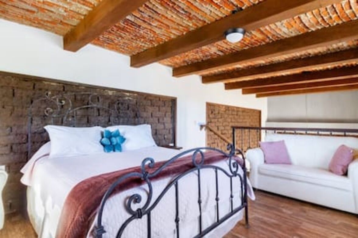 5 室のベッドルーム、インターネット、ベッドシーツ