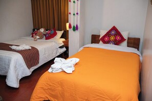 Room, Housekeeping - Hostal Keros Inn (Cusco)