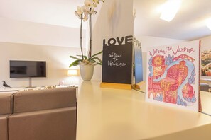 Interior - VeronaLodge Bilo
Hospitality and Comfort in the Heart of Verona (Verona)