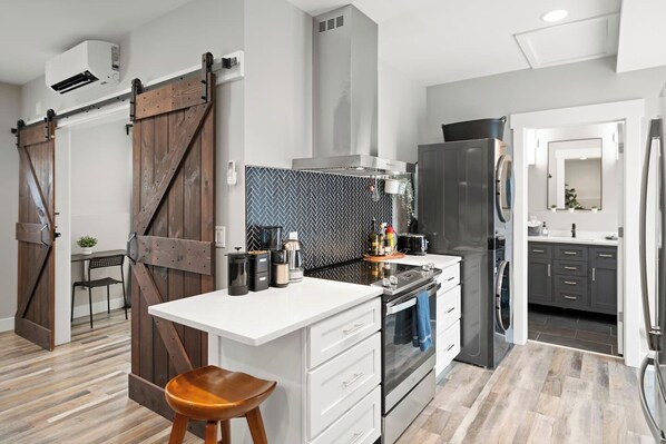 Fridge, microwave, oven, stovetop - Slate & Sage | 2BR Sanctuary, Dog Friendly + Yard (Salt Lake City)