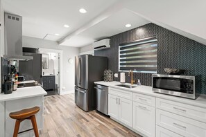 Fridge, microwave, oven, stovetop - Slate & Sage | 2BR Sanctuary, Dog Friendly + Yard (Salt Lake City)