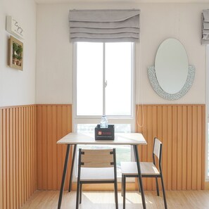 Estúdio standard | Opções para refeição no quarto