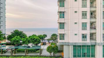 스탠다드 스튜디오 | 시내 전망