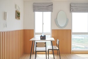 Standard Studio | In-room dining