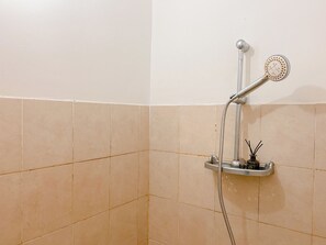 Standard Studio | Bathroom - Brand New And Modern Studio Green Bay Pluit Apartment With Seaview (Jakarta)