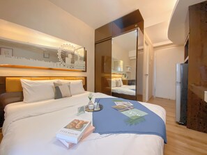 Standard Studio - Brand New And Modern Studio Green Bay Pluit Apartment With Seaview (Jakarta)