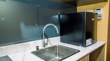 Standard Single Room | Private kitchen