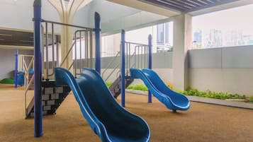 Children’s play area – outdoor