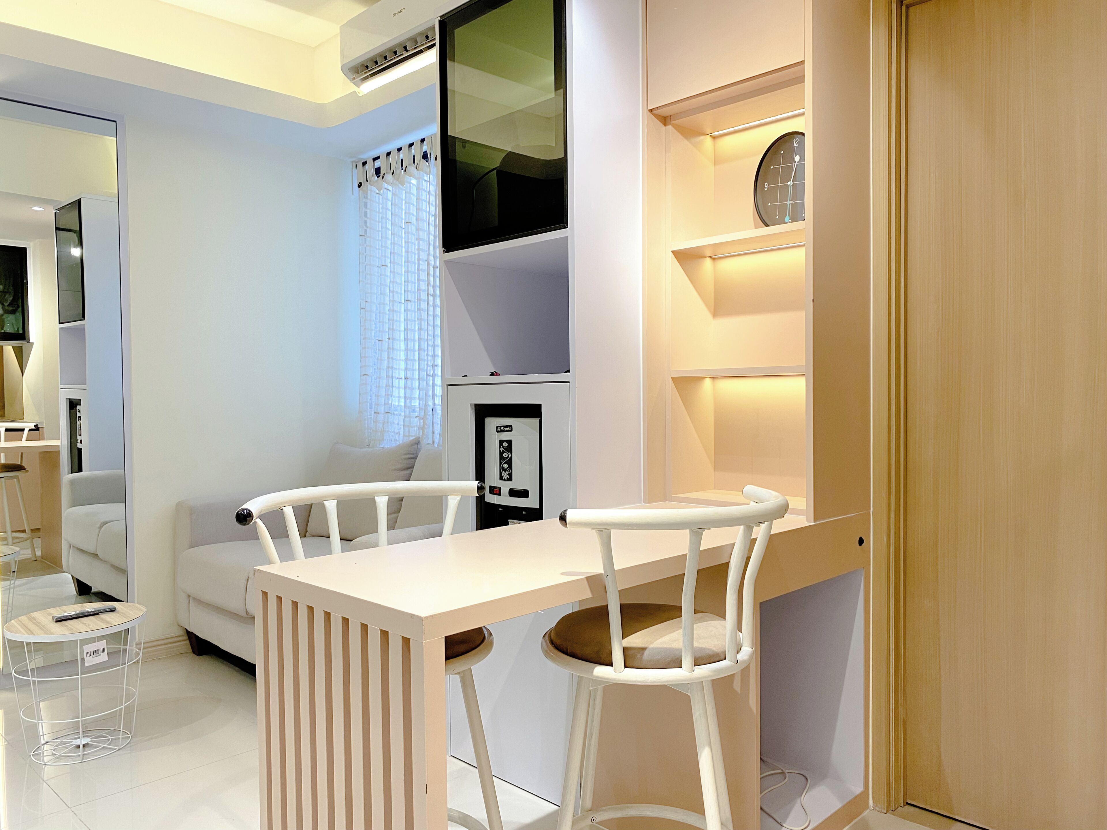 Standard Apartment | In-room dining