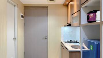 Standard Single Room | Private kitchen