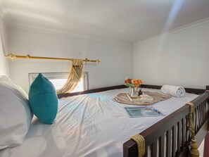 Standard Apartment | Desk - Warm And Homey 2Br At Marina Ancol Apartment (Jakarta)