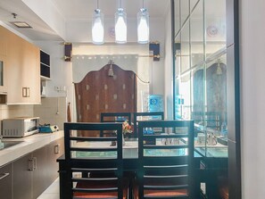 標準公寓 | 起居區