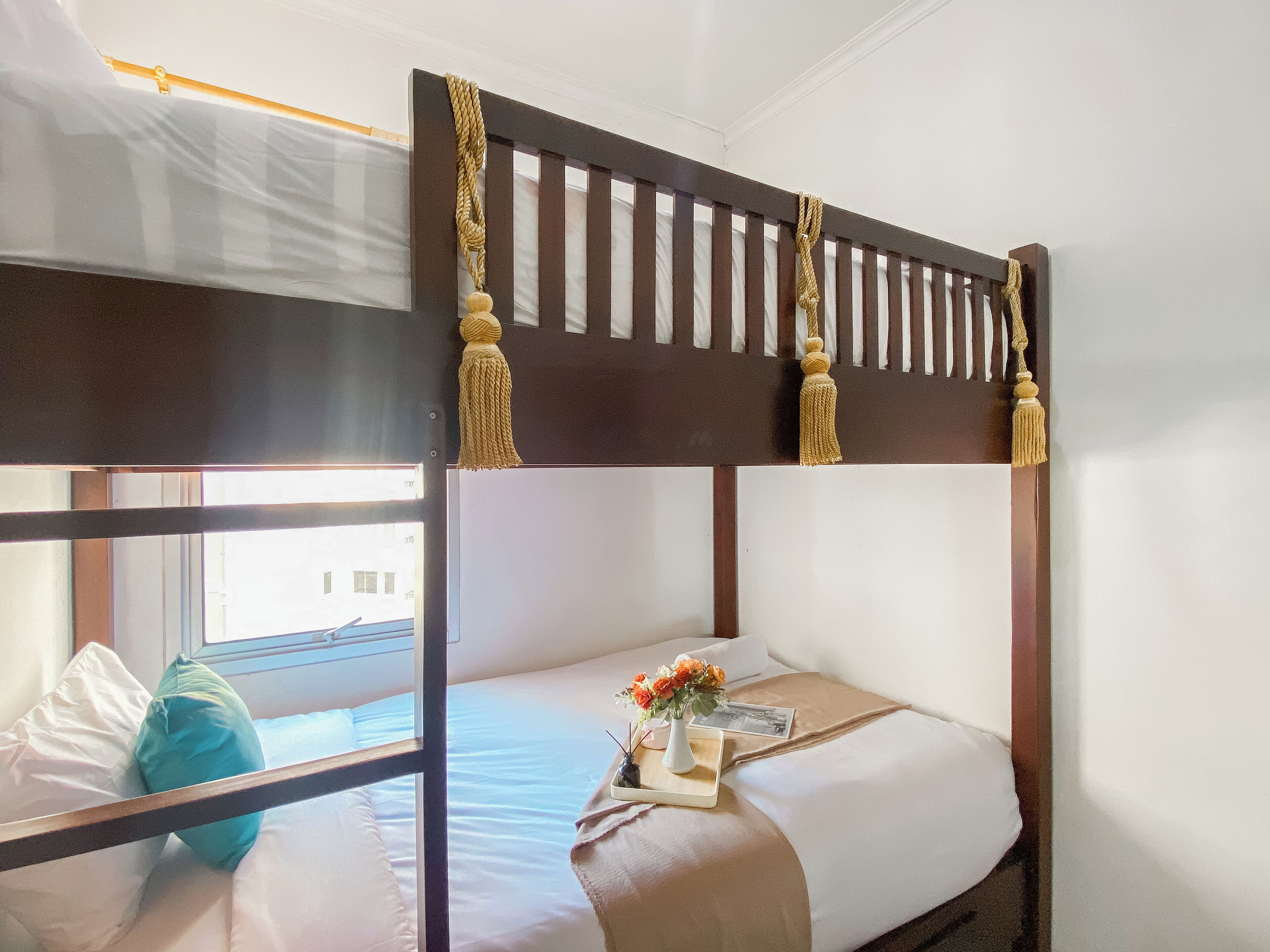 スタンダード アパートメント | デスク